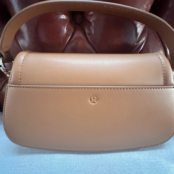 SOLD Lululemon cactus leather mini bag - Picture 2 of 4